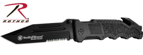 Smith & Wesson Border Guard Rescue Knife with Glass Breaker